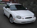 1998 Ford Taurus Vibrant White