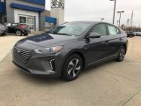 2017 Hyundai Ioniq Hybrid SEL Front 3/4 View