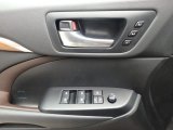2018 Toyota Highlander Hybrid Limited AWD Controls