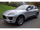 2017 Rhodium Silver Metallic Porsche Macan  #123974976