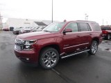 2018 Chevrolet Tahoe LT 4WD Front 3/4 View