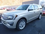 2018 Ford Expedition Platinum Max 4x4 Front 3/4 View