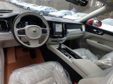 2018 Volvo XC60 T5 AWD Momentum Blonde Interior