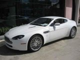 2009 Stratus White Aston Martin V8 Vantage Coupe #12412061