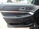 2018 Ford Explorer XLT 4WD Door Panel