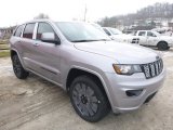 2018 Jeep Grand Cherokee Laredo 4x4 Front 3/4 View