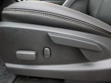 2018 GMC Canyon Denali Crew Cab 4x4 Controls