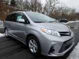 2018 Toyota Sienna Silver Sky Metallic