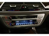2017 BMW 7 Series 740i xDrive Sedan Controls