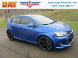 2018 Kinetic Blue Metallic Chevrolet Sonic LT Hatchback #125622156