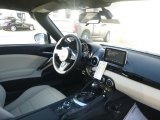 2018 Fiat 124 Spider Lusso Roadster Dashboard