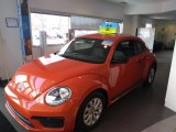 2017 Habanero Orange Metallic Volkswagen Beetle 1.8T S Coupe #125980077
