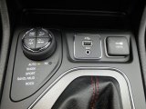 2019 Jeep Cherokee Trailhawk Elite 4x4 Controls