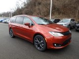 2018 Chrysler Pacifica Copper Pearl