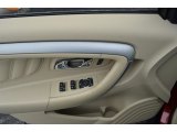 2018 Ford Taurus SEL Door Panel