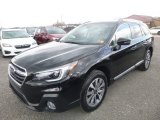 2018 Subaru Outback 2.5i Touring Front 3/4 View