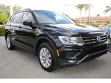 Deep Black Pearl Volkswagen Tiguan in 2018