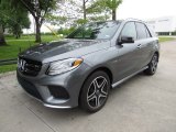 2017 Mercedes-Benz GLE 43 AMG 4Matic Front 3/4 View