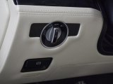 2016 Mercedes-Benz SL 550 Roadster Controls