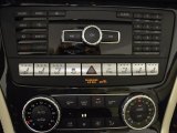 2016 Mercedes-Benz SL 550 Roadster Controls
