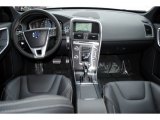 2017 Volvo XC60 T6 AWD R-Design Dashboard