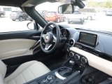 2018 Fiat 124 Spider Lusso Roadster Dashboard