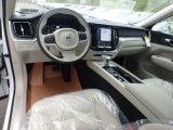 2018 Volvo XC60 T5 AWD Momentum Blonde Interior