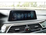 2017 BMW 7 Series 740e iPerformance xDrive Sedan Controls