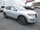 2018 Nissan Rogue SL AWD Front 3/4 View