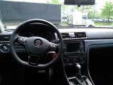 2018 Volkswagen Passat R-Line Dashboard