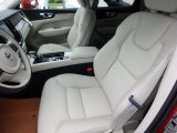 2018 Volvo XC60 T6 AWD Momentum Front Seat