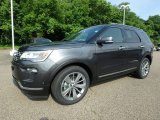 2018 Ford Explorer Limited 4WD Front 3/4 View