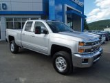 2018 Chevrolet Silverado 2500HD LT Double Cab 4x4 Front 3/4 View