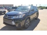 2018 Midnight Black Metallic Toyota Highlander LE #127710395