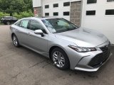 2019 Toyota Avalon XLE Front 3/4 View