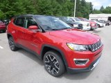 2018 Jeep Compass Limited 4x4 Front 3/4 View