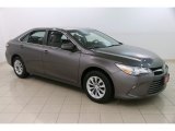 2015 Toyota Camry LE Front 3/4 View