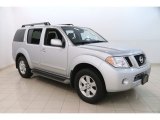 2011 Nissan Pathfinder SV 4x4