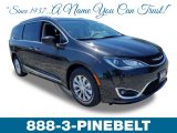 2018 Brilliant Black Crystal Pearl Chrysler Pacifica Touring L #128152010
