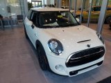 2019 Pepper White Mini Hardtop Cooper S 2 Door #128152216