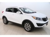 Clear White Kia Sportage in 2014