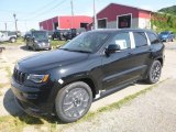 Diamond Black Crystal Pearl Jeep Grand Cherokee in 2018