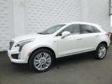 2019 Cadillac XT5 Premium Luxury AWD Front 3/4 View