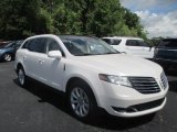 2018 White Platinum Lincoln MKT FWD #128922426