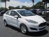 2018 Oxford White Ford Fiesta SE Sedan #128967029