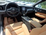 2019 Volvo XC60 T5 AWD Momentum Amber Interior