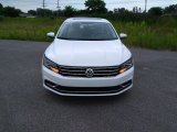 2018 Volkswagen Passat SE