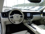2019 Volvo XC60 T5 AWD Momentum Blonde Interior