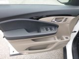 2019 Honda Pilot Elite AWD Door Panel