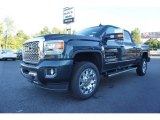 2019 GMC Sierra 2500HD Denali Crew Cab 4WD Front 3/4 View